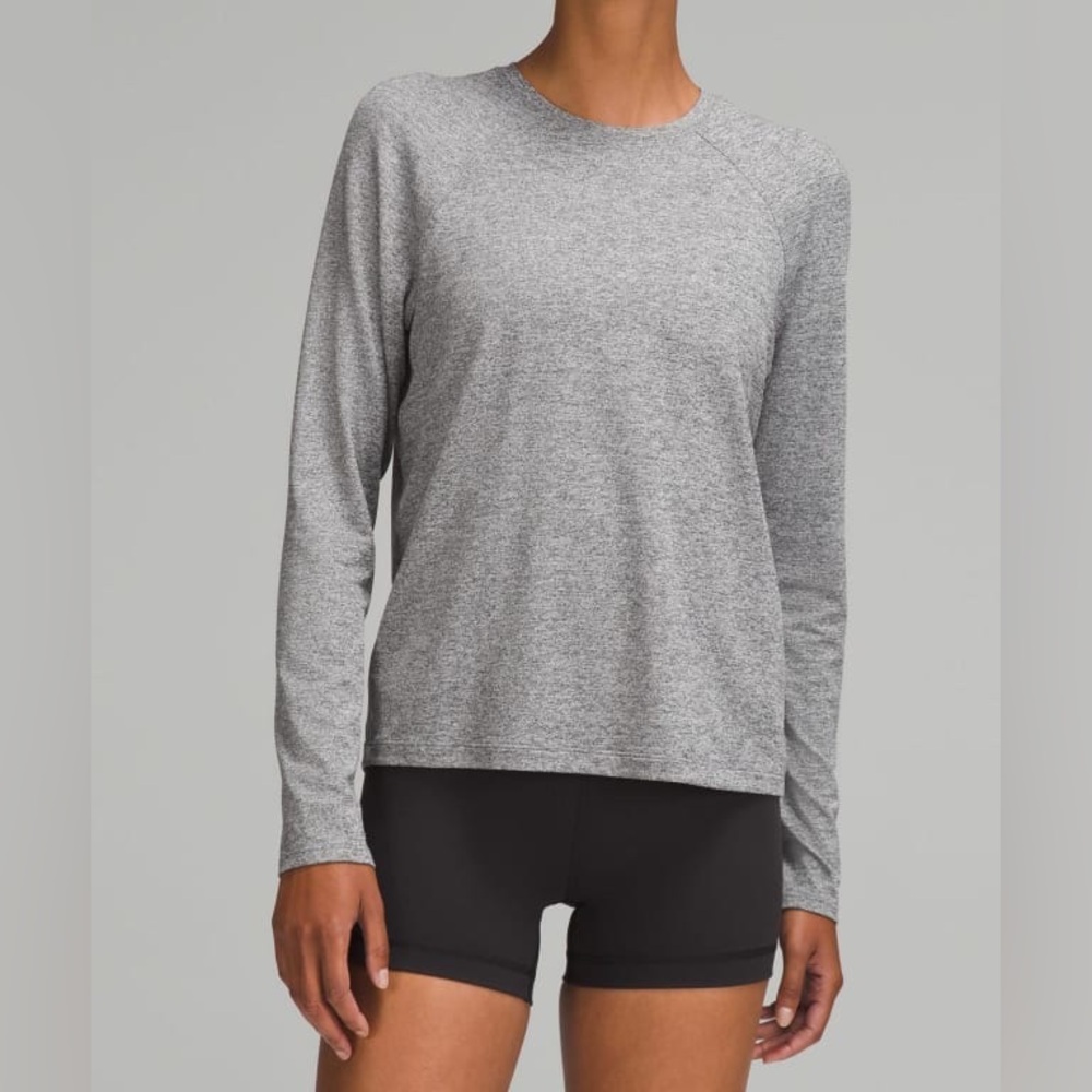 Women’s Lululemon License to Train Long-Sleeve - Heathered Black Size 6